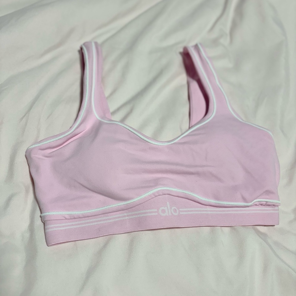 ALO Yoga Light Pink Sports Bra